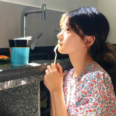 比悲伤更悲伤的故事